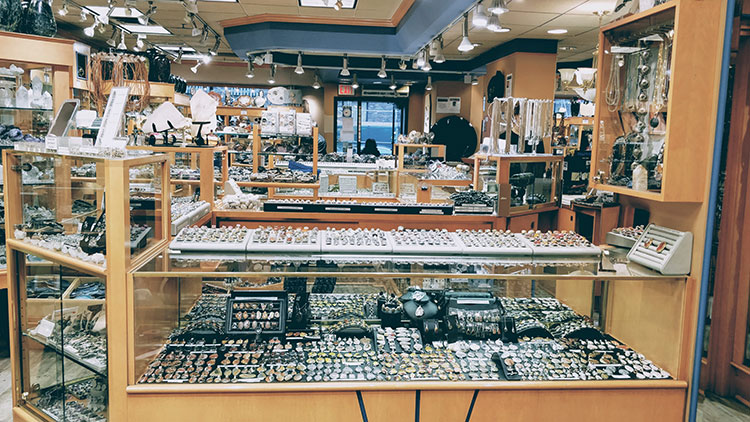 Banff Without A Car rocks and gems store