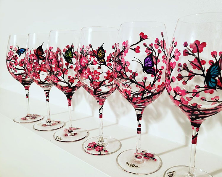 Crazy4Crafts Christmas Market Hand Painted Wine Glasses