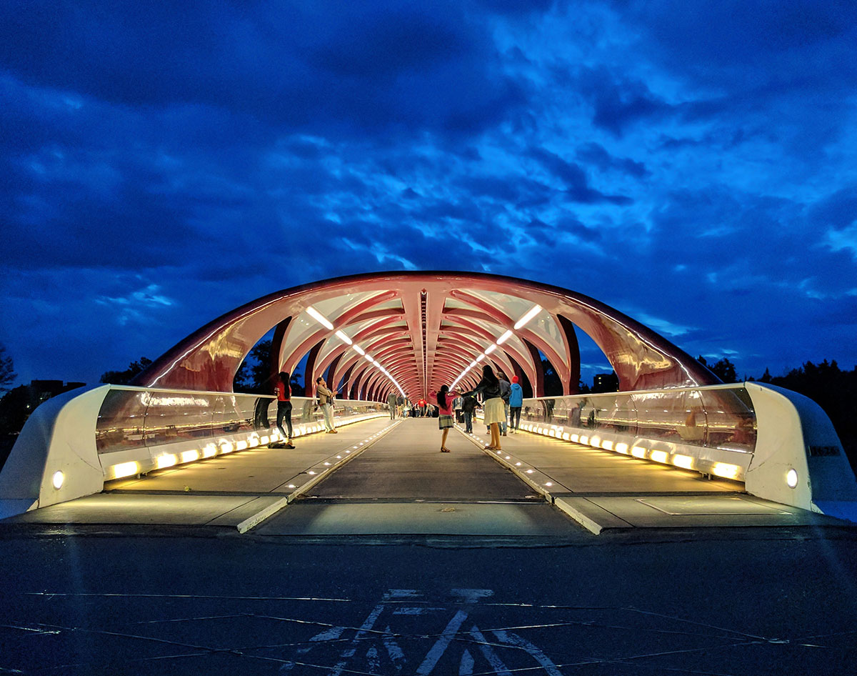 The Peace Bridge in Calgary photo ops after sunset